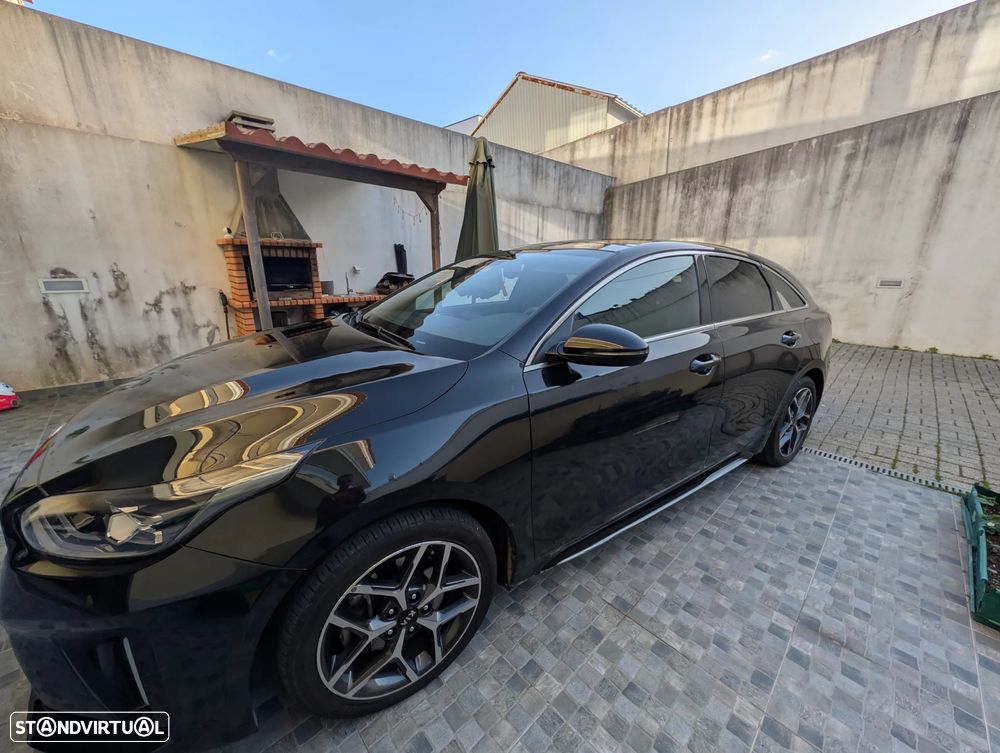 Kia ProCeed 1.6 CRDi GT Line+SRF - 2