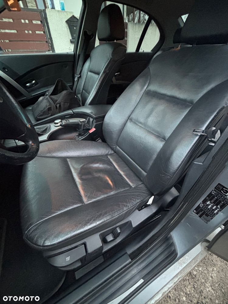 BMW Seria 5 520i - 18