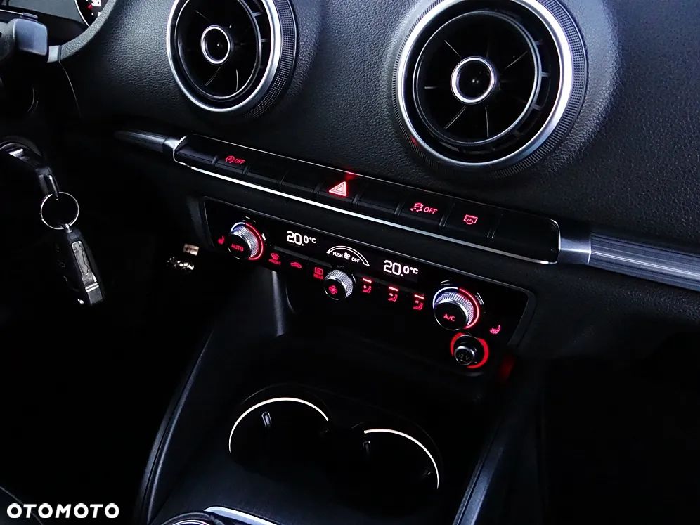 Audi A3 Sportback 2.0 TDI quattro Attraction - 32