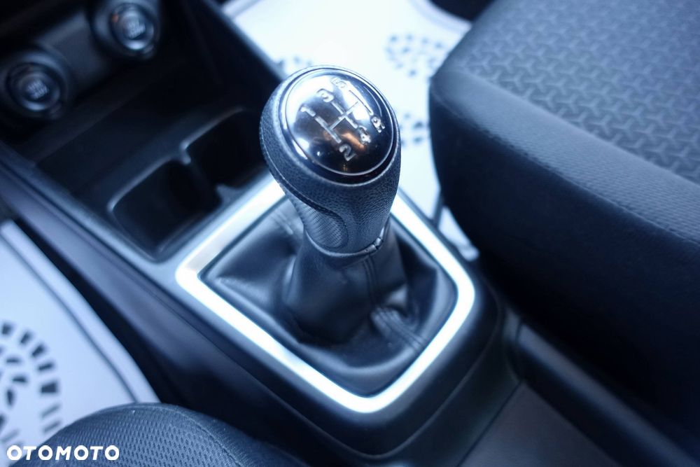 Suzuki Swift 1.2 Dualjet Allgrip Comfort - 21