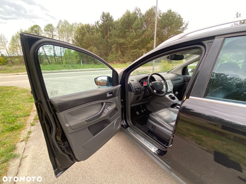 Ford Kuga 2.0 TDCi Titanium - 26