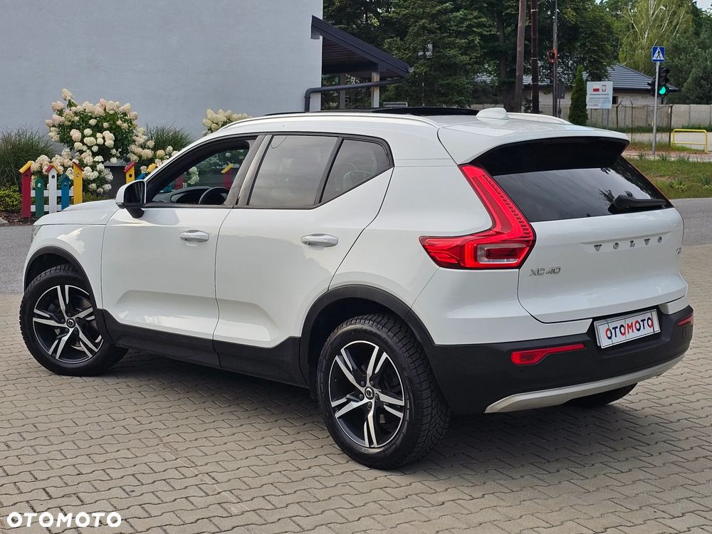 Volvo XC 40 B5 B AWD Ultimate Dark - 6