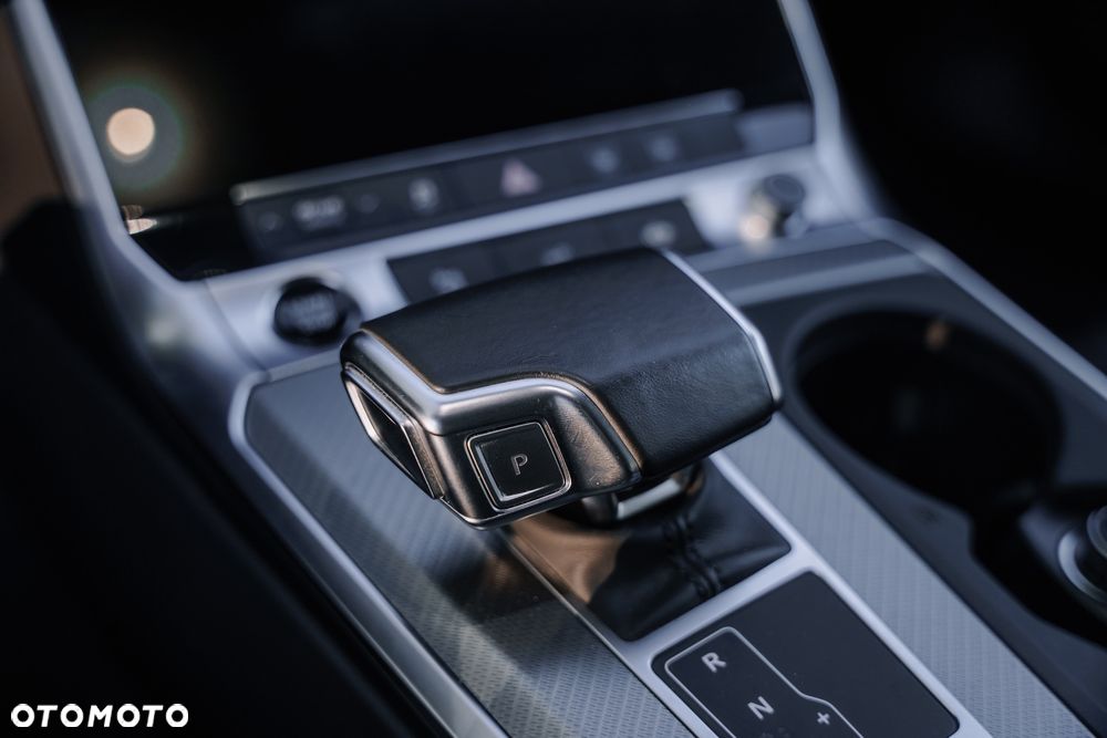 Audi A6 Avant - 13