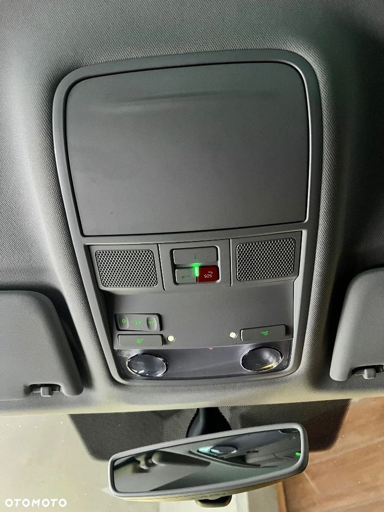 Skoda Octavia 1.8 TSI 4x4 DSG Scout - 23