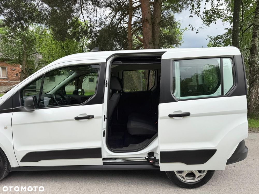 Ford Transit Connect - 25