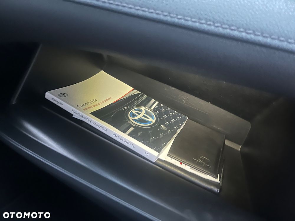 Toyota Camry 2.5 Hybrid Comfort CVT - 19