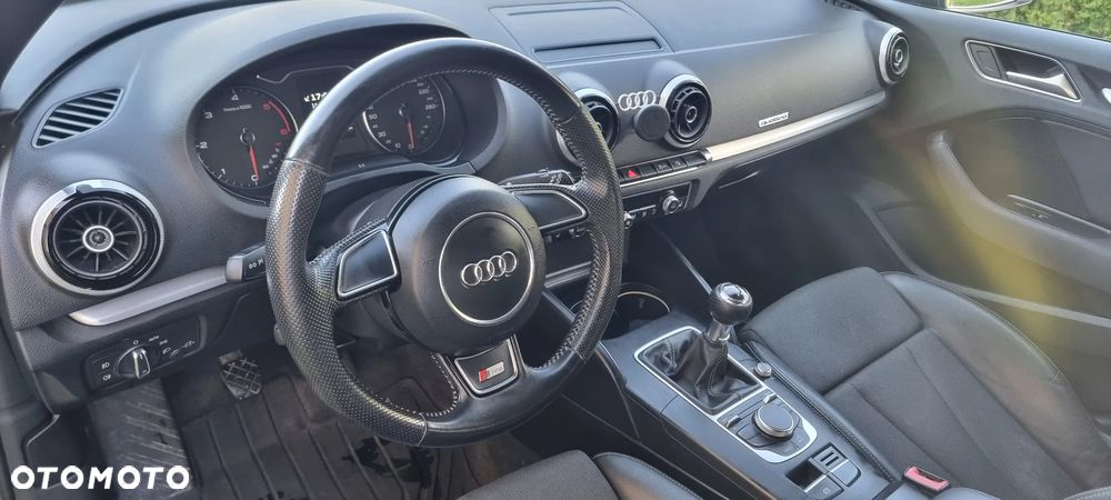 Audi A3 Sportback - 13