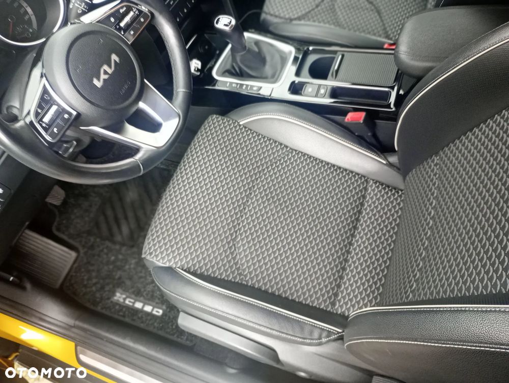 Kia XCeed 1.5 T-GDI L Business Line - 2