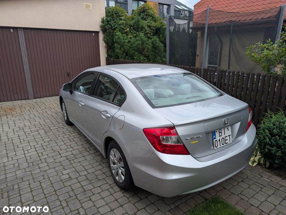 Honda Civic 1.8 Comfort - 4