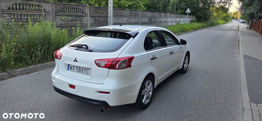 Mitsubishi Lancer 1.5 Inform - 8