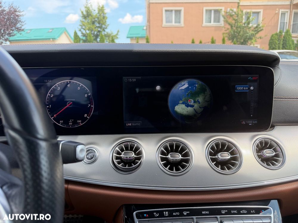 Mercedes-Benz E - 18