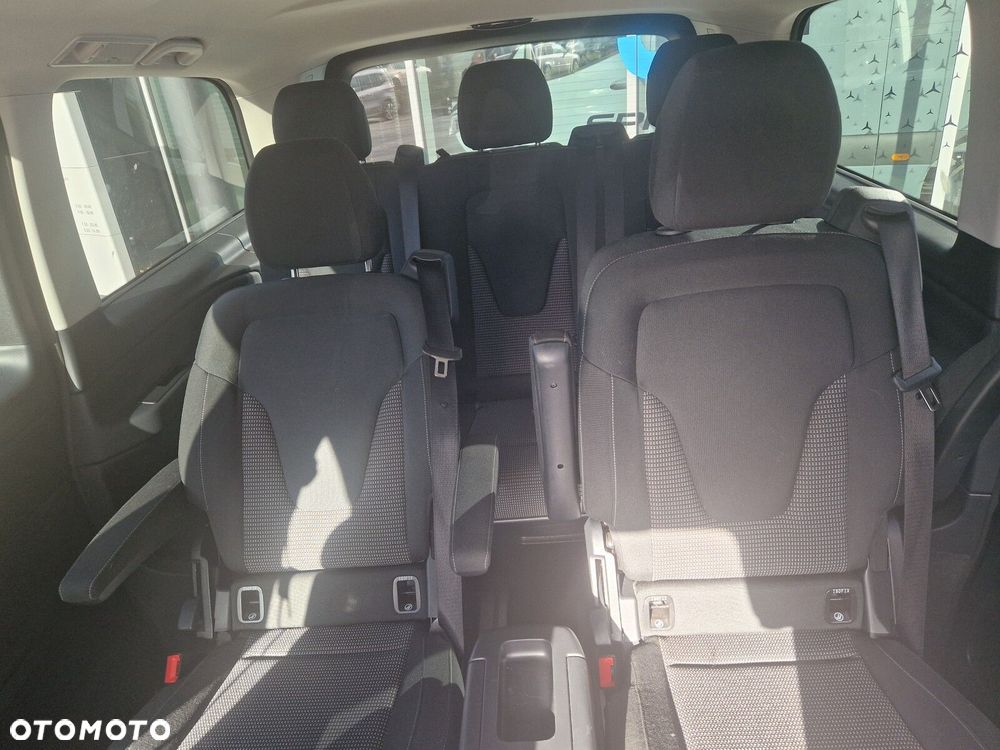 Mercedes-Benz Klasa V 300 d 9G-Tronic (d³ugi) - 13