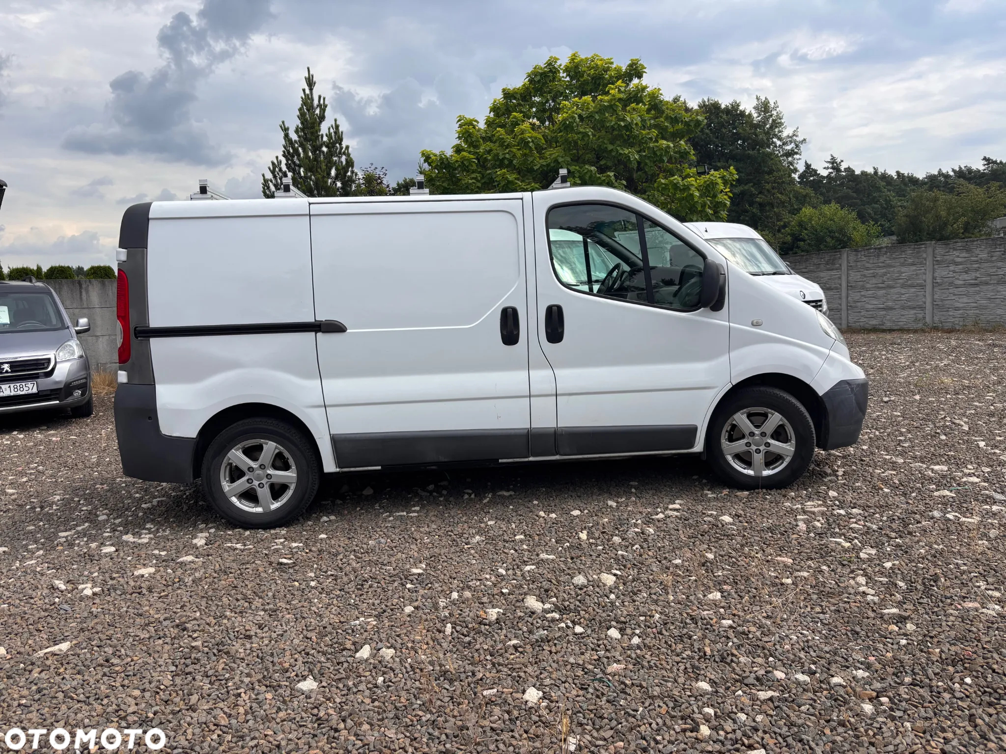 Nissan PRIMASTAR - 15