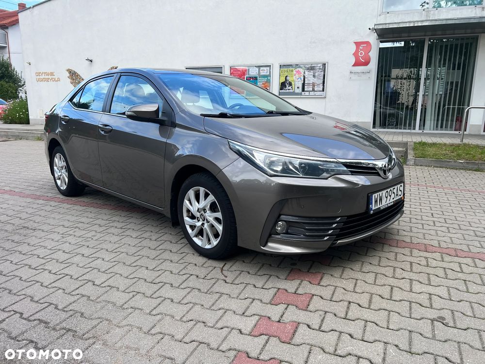 Toyota Corolla 1.6 Comfort MS - 11