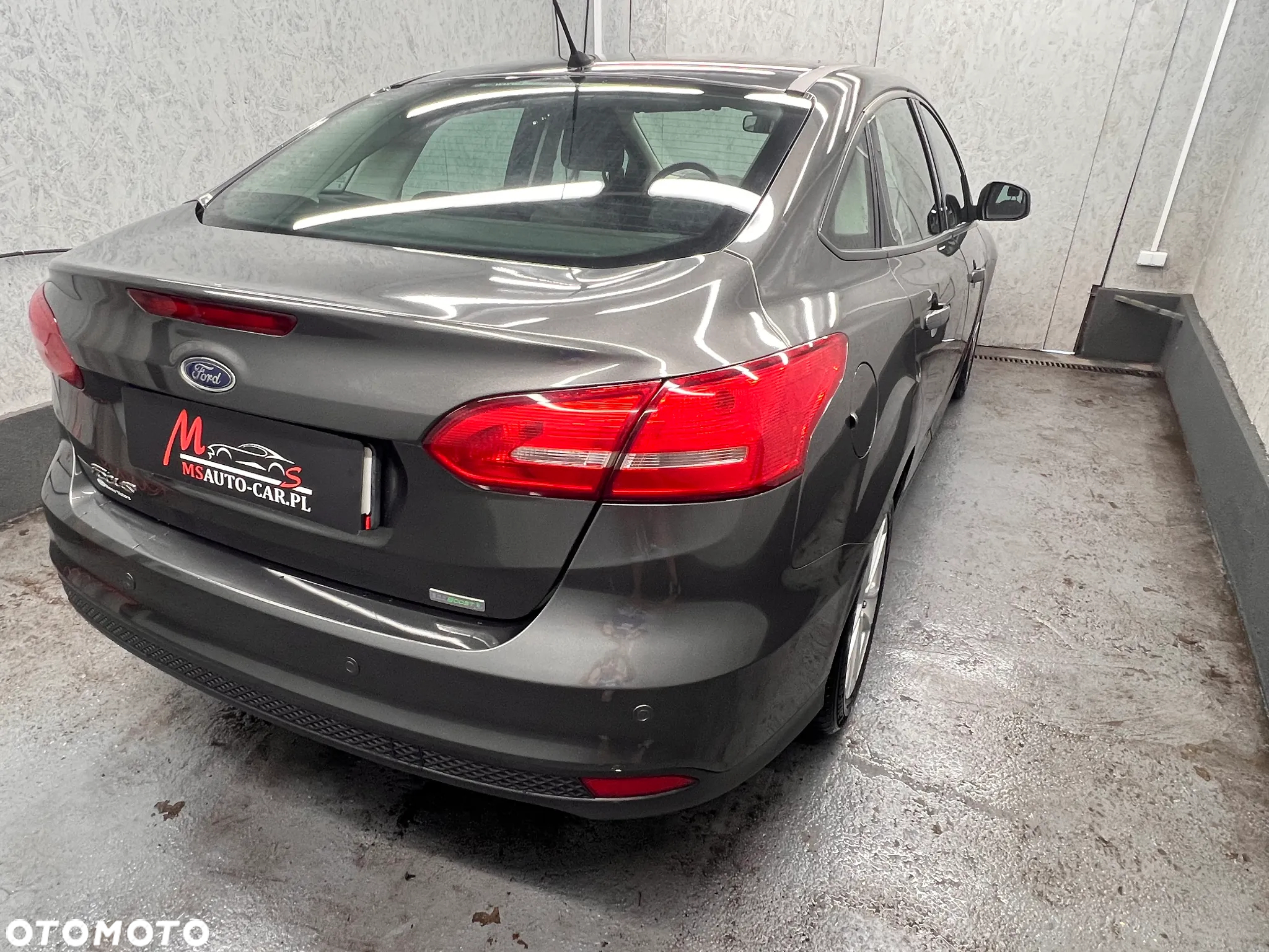 Ford Focus 1.0 EcoBoost Trend - 13