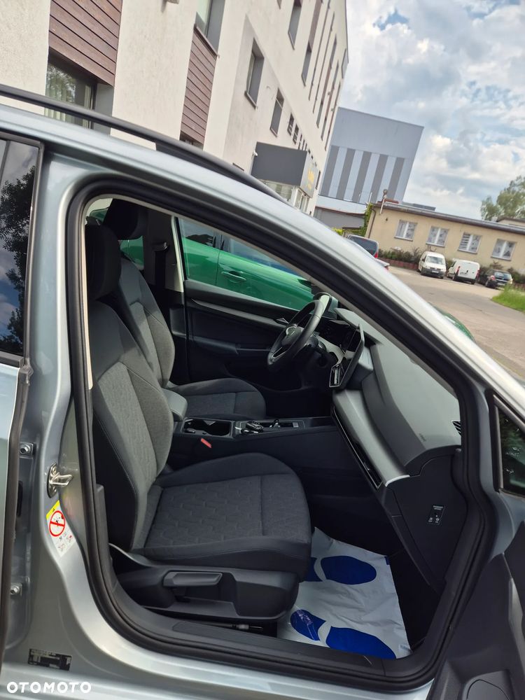 Volkswagen Golf 1.5 eTSI mHEV Life DSG - 10