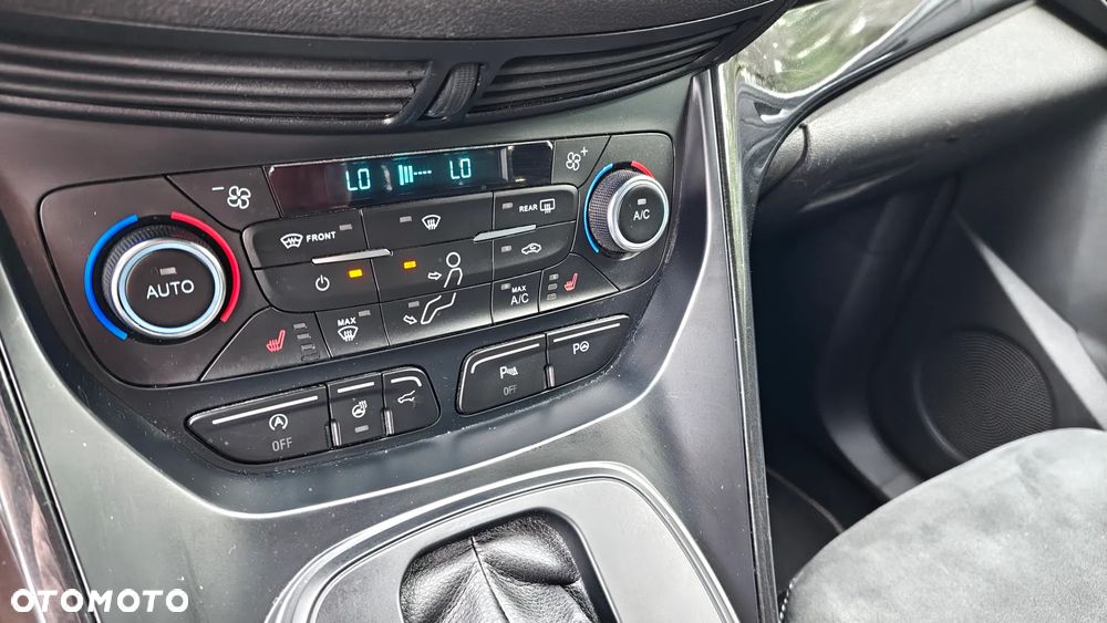 Ford Kuga 2.0 TDCi 4x4 Black & Silver - 24