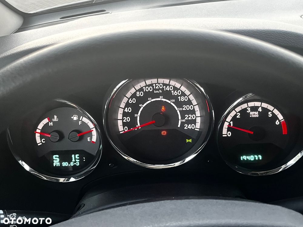 Dodge Caliber 2.0 SE - 13