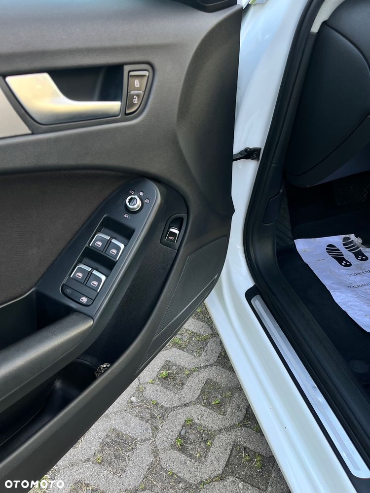 Audi A4 Avant 2.0 TDI DPF multitronic Attraction - 12