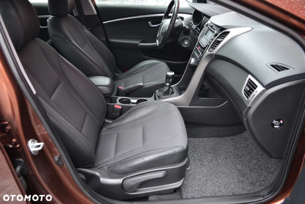 Hyundai i30 1.4 Advantage - 10