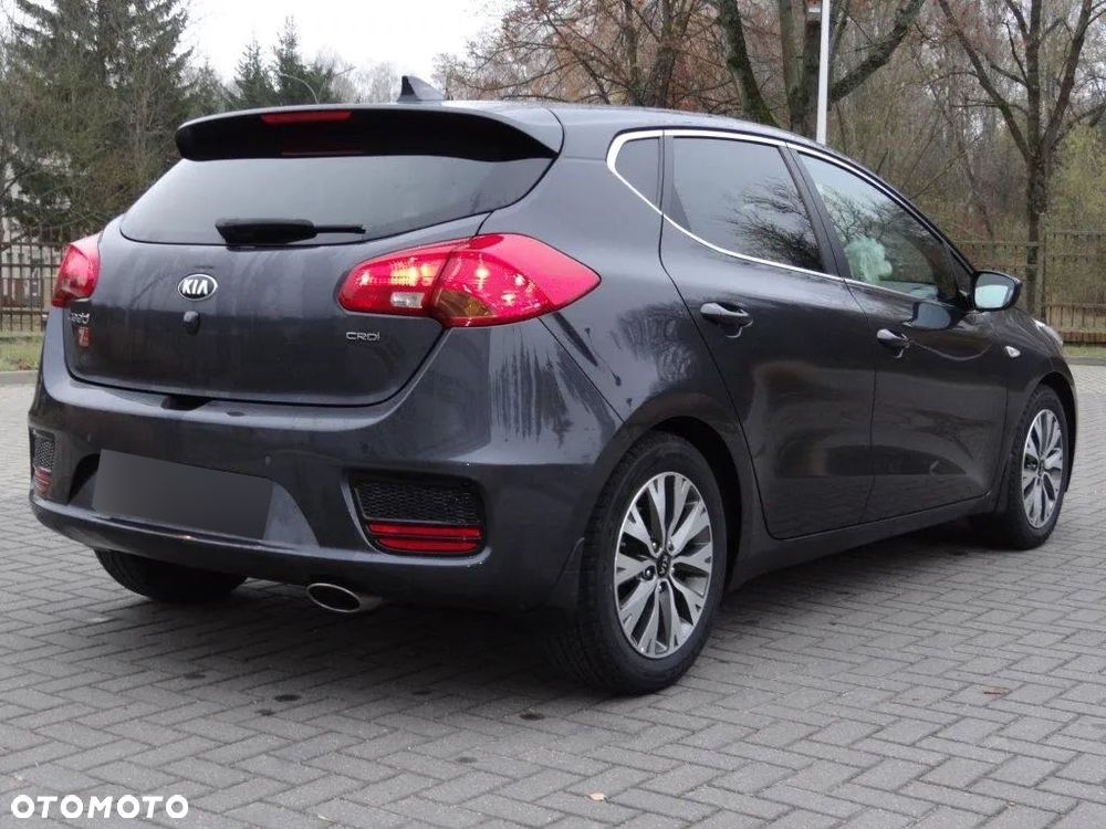 Kia Ceed 1.6 CRDi L Business Line DCT - 4