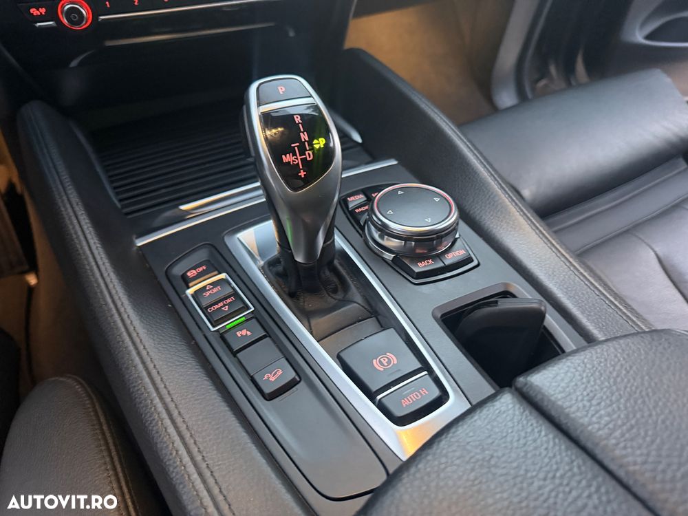 BMW X6 xDrive30d - 13