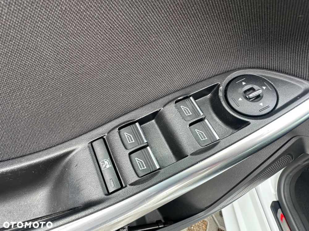Ford Focus - 26