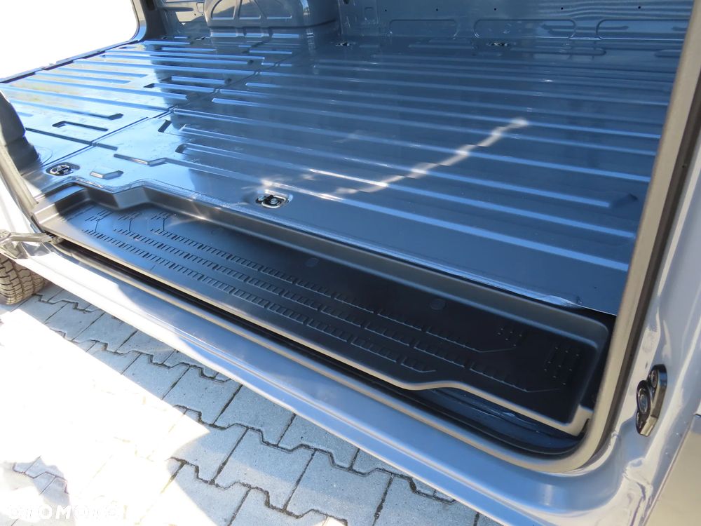 Volkswagen Crafter 2.0 TDI 180 KM Furgon Blaszak L3H3 Standard / Dach Wysoki Rozstaw Osi 3640 mm 1248 Kg Ładowność Fotel ergoActive Z Masażem Kamera Parkowania Tempomat Stan Jak Nowy UNIKAT GOTOWY DOSTEPNY POLECAM - 15