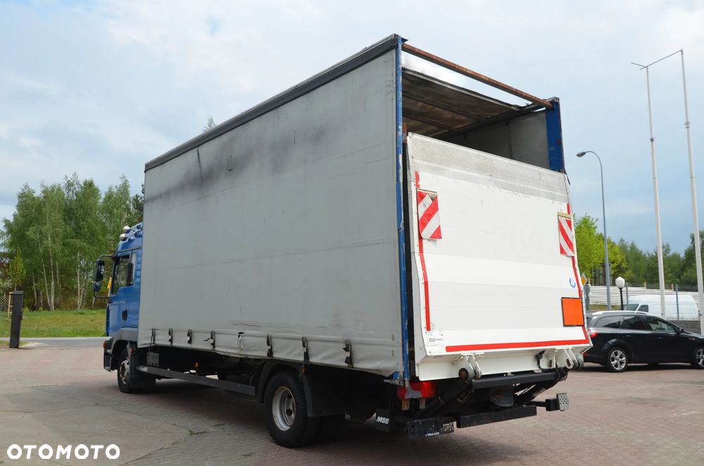 MAN TGL 12.240 - 11