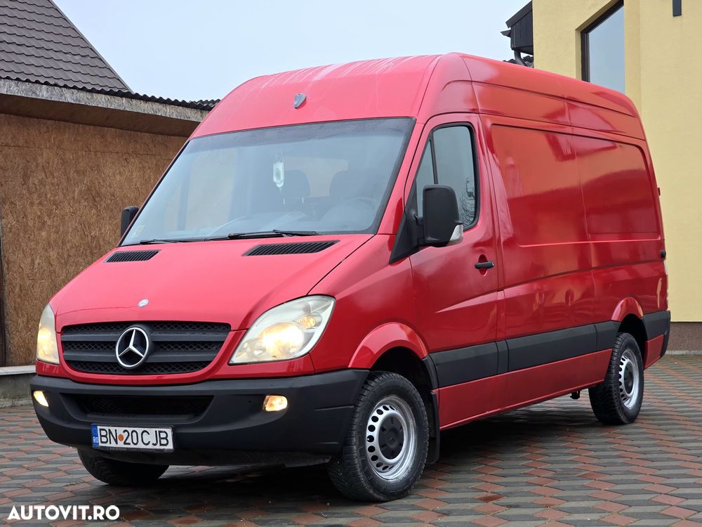Mercedes-Benz Sprinter - 1