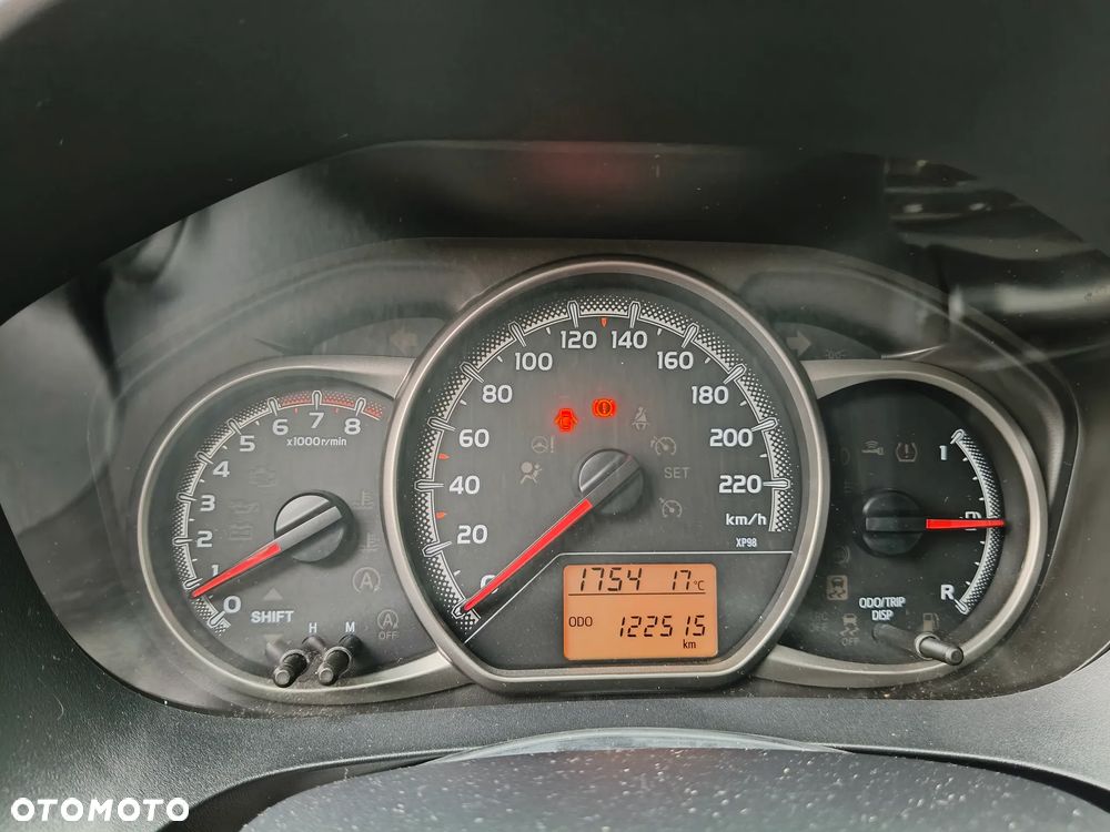 Toyota Yaris 1.33 Active EU6 - 12