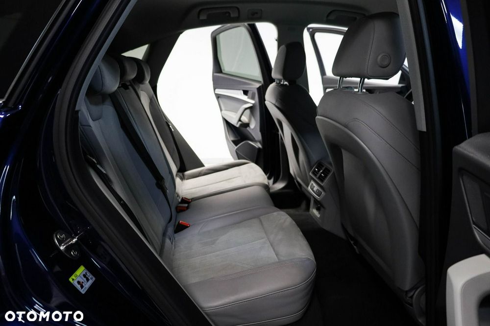 Audi Q5 Sportback - 28