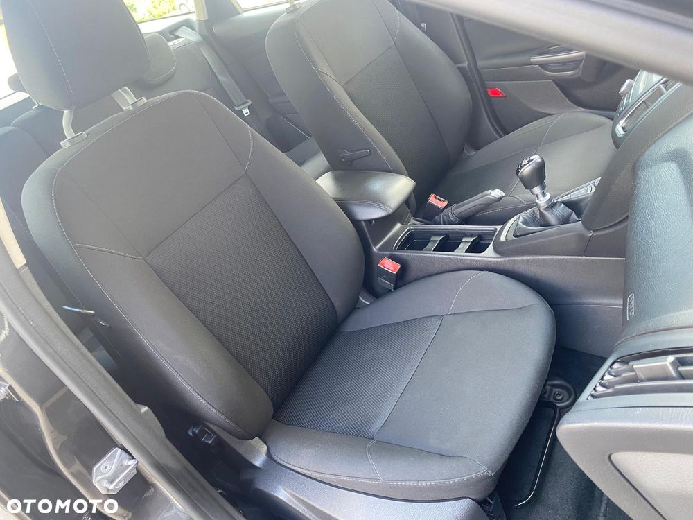 Ford Focus 1.0 EcoBoost STart-Stopp-System TITANIUM - 28