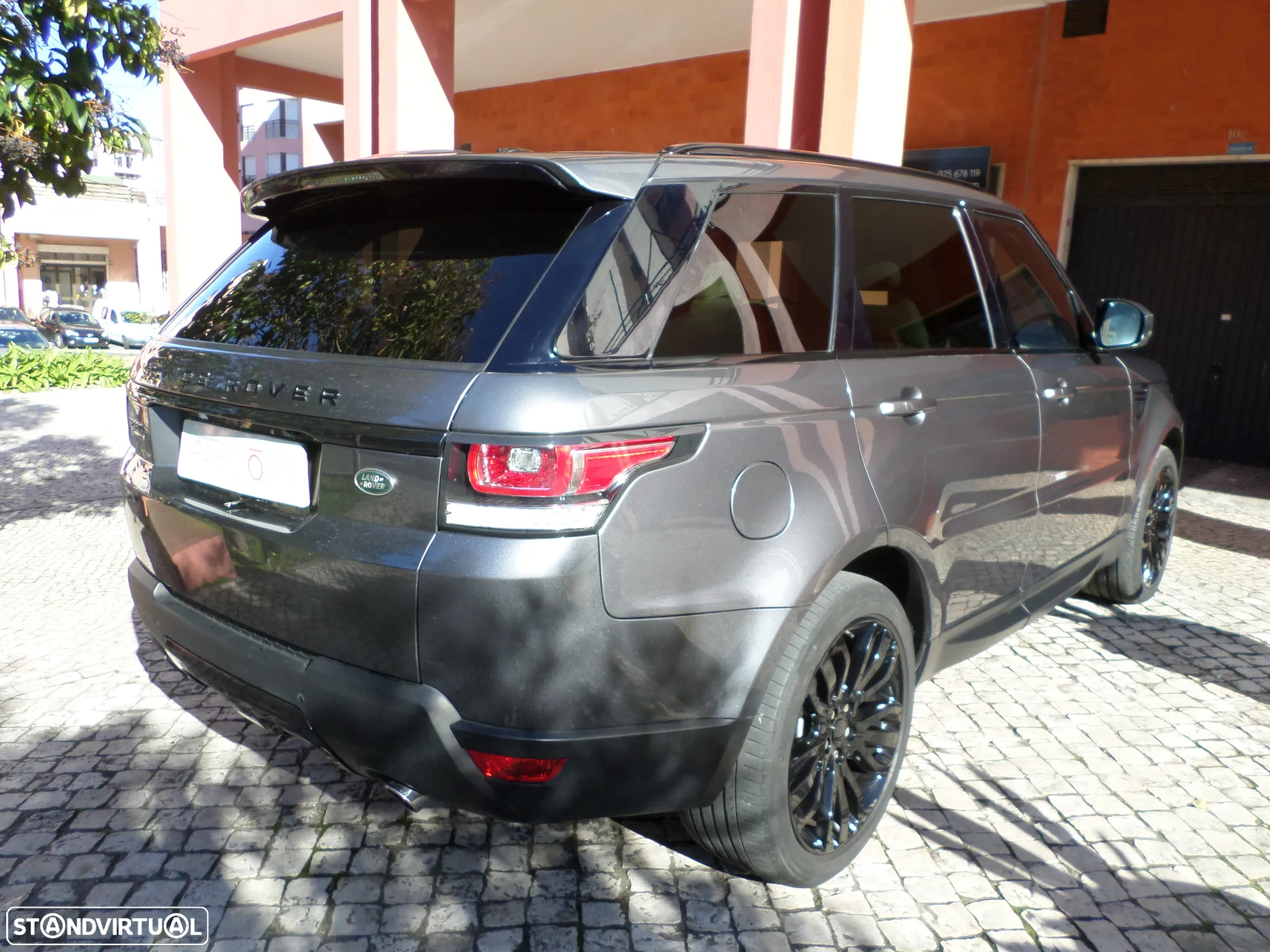 Land Rover Range Rover Sport 3.0 TDV6 HSE - 16