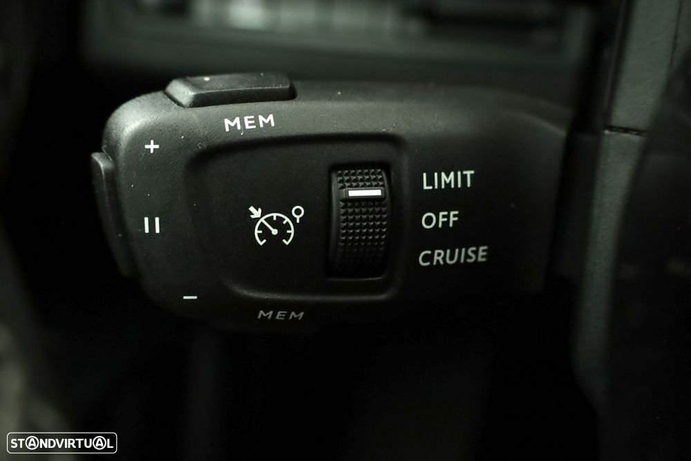 Peugeot 3008 1.5 BlueHDi Allure Pack EAT8 - 18