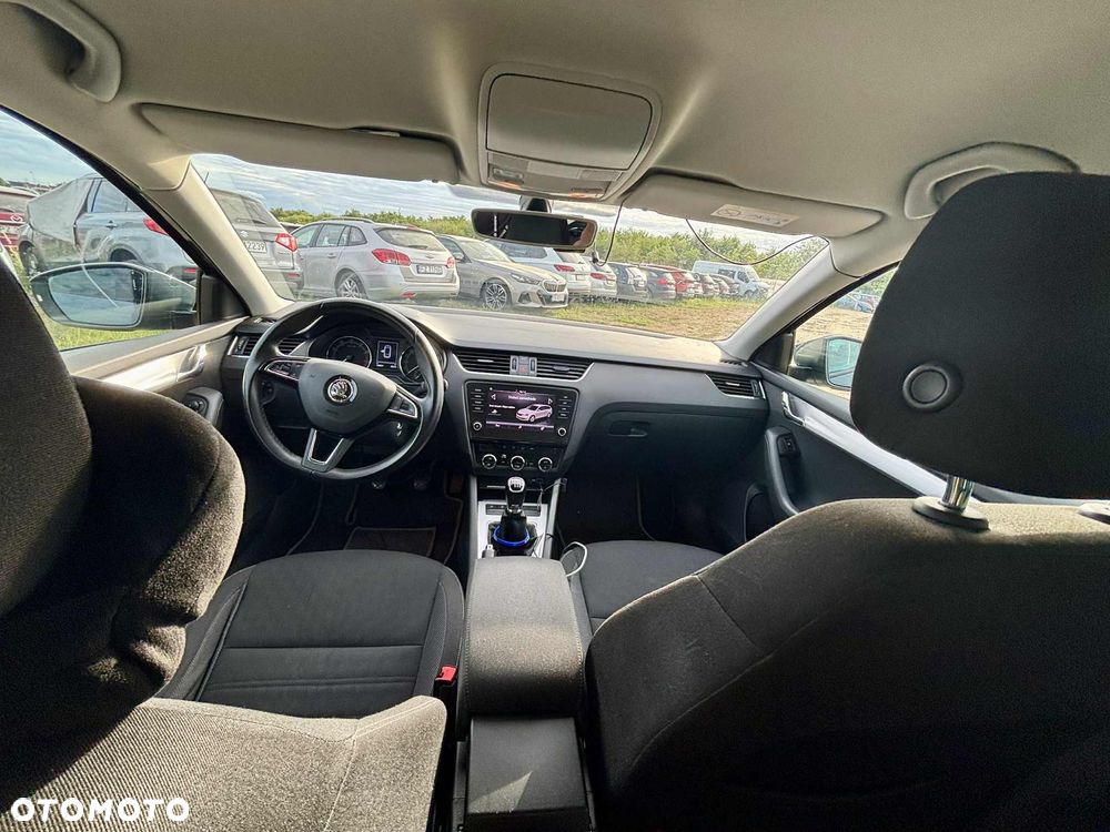 Skoda Octavia 1.5 TSI ACT Ambition - 8