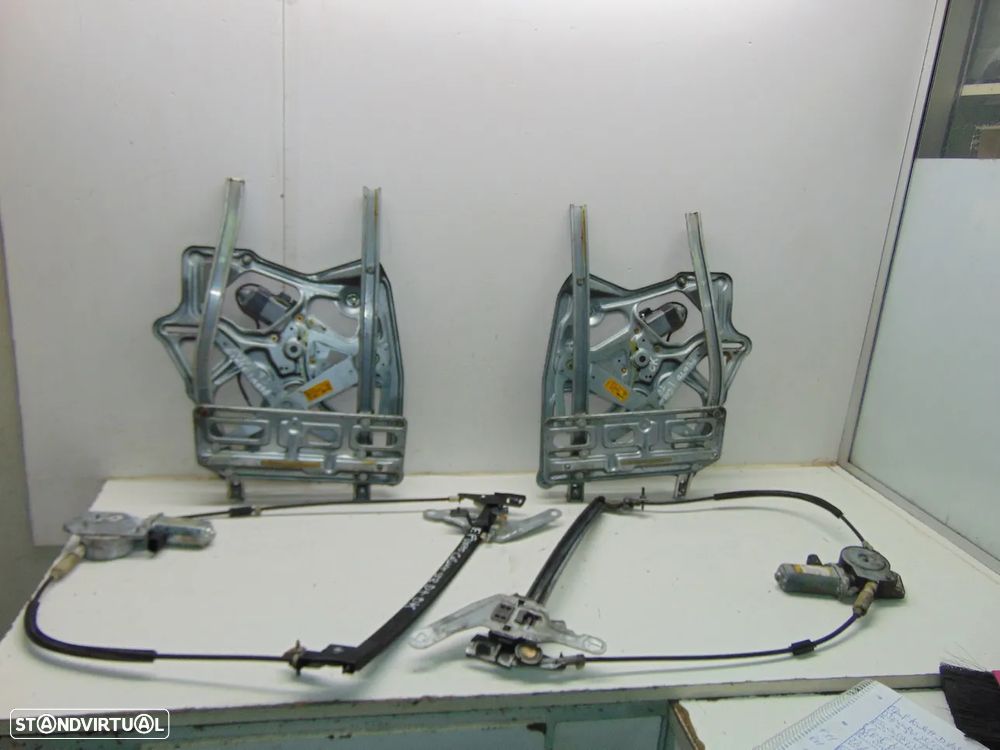 Fiat Punto Cabriolet elevadores - 1