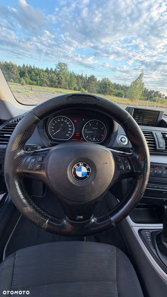 BMW Seria 1 118d DPF - 33