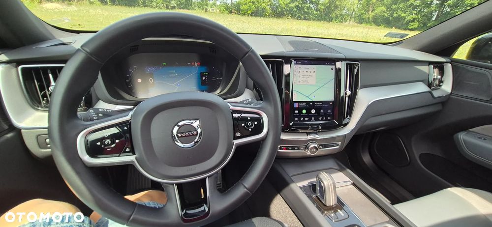 Volvo XC 60 T8 Plug-In Hybrid AWD R-Design - 14