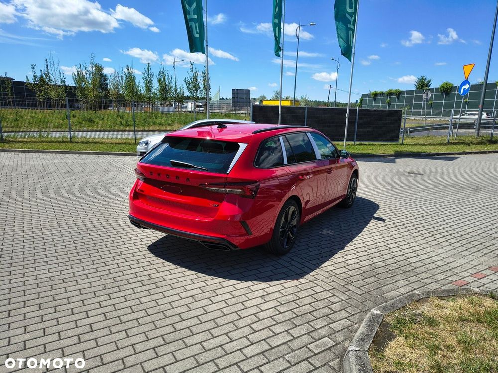 Skoda Octavia 2.0 TSI RS DSG - 12