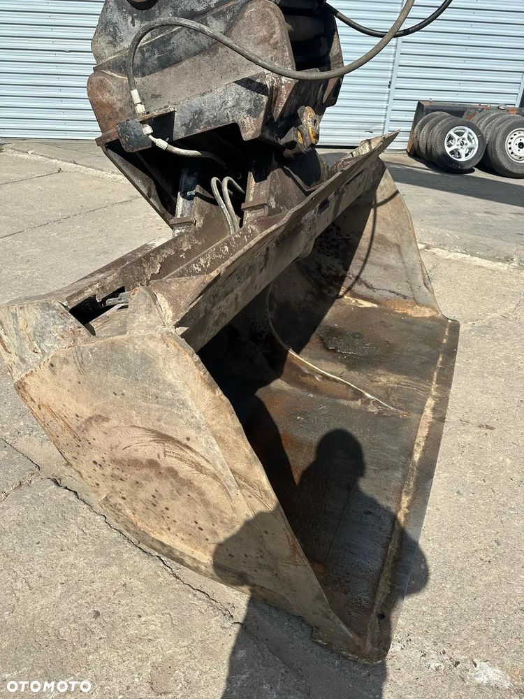Volvo EC210CL Koparka gąsienicowa, 2010rok, 150KM - 15