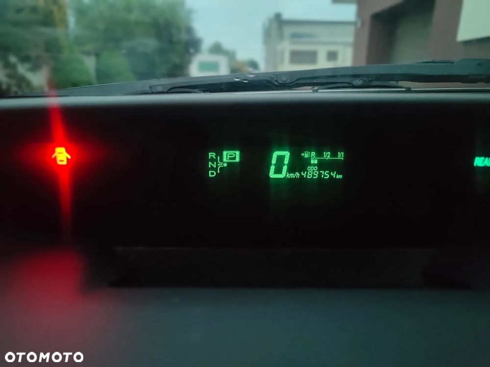 Toyota Prius 1.5 VVT-i Sol - 10