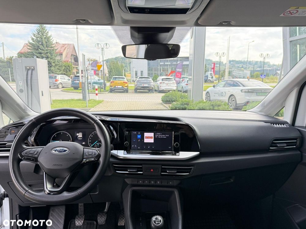 Ford Tourneo Connect - 14
