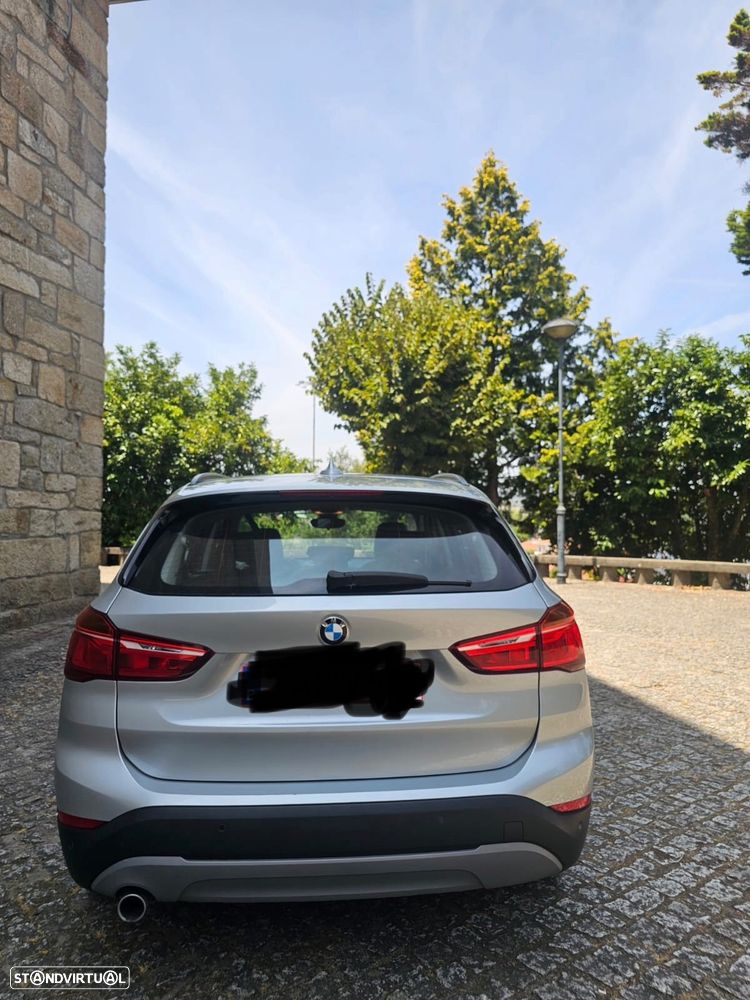 BMW X1 16 d sDrive - 4