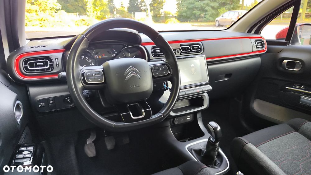 Citroën C3 1.2 PureTech Shine - 24