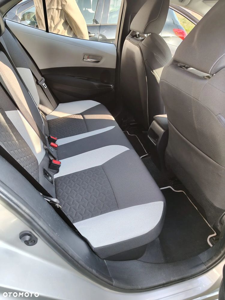 Toyota Corolla 1.8 Hybrid Comfort - 3