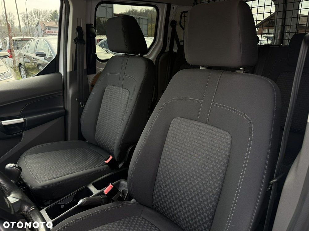 Ford Transit Connect - 13