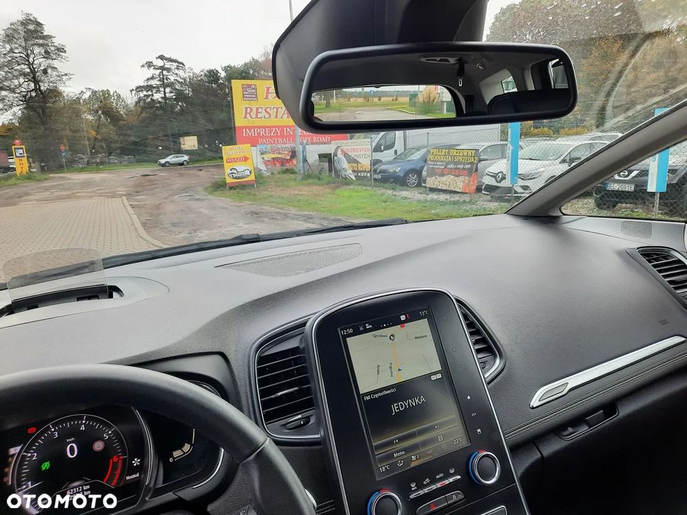 Renault Grand Scenic - 33