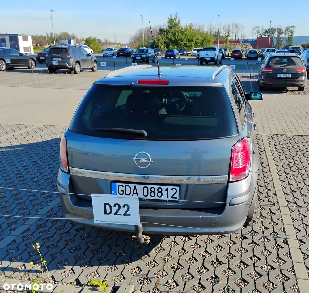 Opel Astra 1.6 Sport - 4