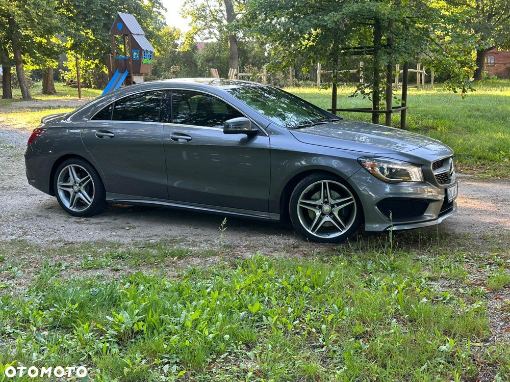 Mercedes-Benz CLA 250 7G-DCT AMG Line - 3